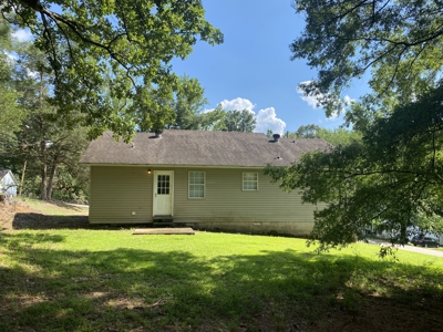 3 Bedroom Home In Town For Sale In Tn, Nice Neighborhood - image 6