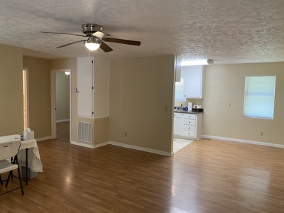 3 Bedroom Home In Town For Sale In Tn, Nice Neighborhood - image 9