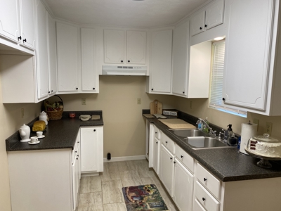 3 Bedroom Home In Town For Sale In Tn, Nice Neighborhood - image 15