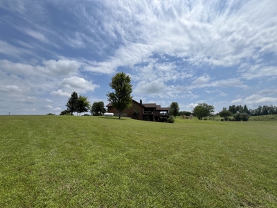 Custom Built Home w/Basement sitting on a Private 12+/- Acre Coun - image 37