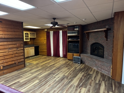 Custom Built Home w/Basement sitting on a Private 12+/- Acre Coun - image 22
