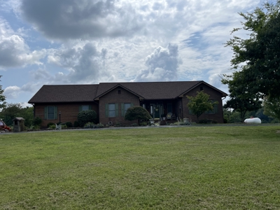 Custom Built Home w/Basement sitting on a Private 12+/- Acre Coun - image 30