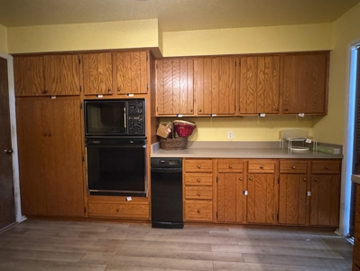 Whispering Creek Condominium for Sale, Clinton, OK - image 9