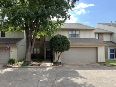 Whispering Creek Condominium for Sale, Clinton, OK - image 2