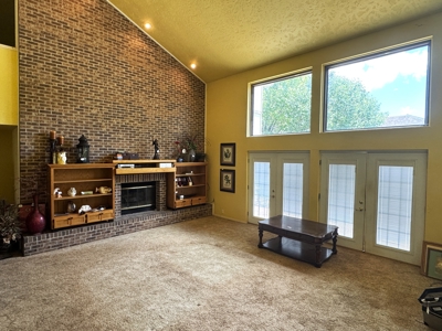 Whispering Creek Condominium for Sale, Clinton, OK - image 6