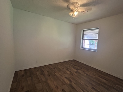 Residential Investment Property for Sale in Clinton, Oklahoma - image 21