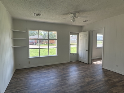 Residential Investment Property for Sale in Clinton, Oklahoma - image 3