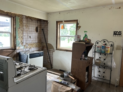 Residential Investment Property For Sale in Mangum, Oklahoma - image 10