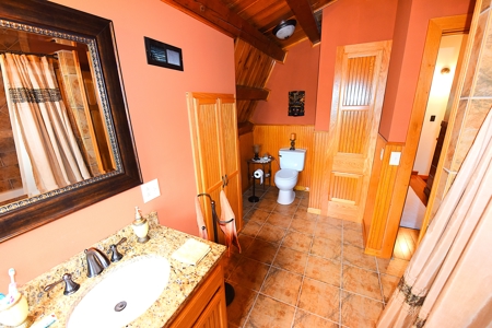11-Acre Hobby Farm, Large House, 2 Barns, Shop, Country Living - image 30