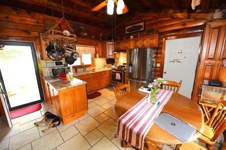 11-Acre Hobby Farm, Large House, 2 Barns, Shop, Country Living - image 34