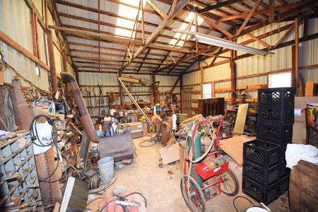 3-Acre Hobby Farm, Large House, 2 Barns, Shop, Country Living - image 47