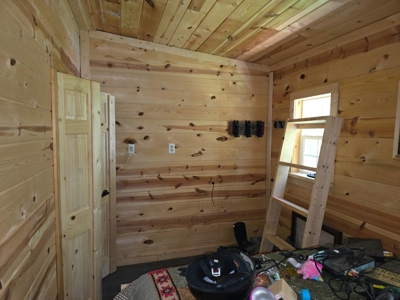 Mountain Cabin with Acreage for Sale in Clayton, Oklahoma - image 15