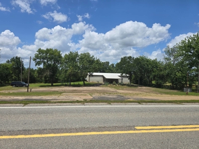 Barndominium For Sale in Fort Townson, Oklahoma - image 4