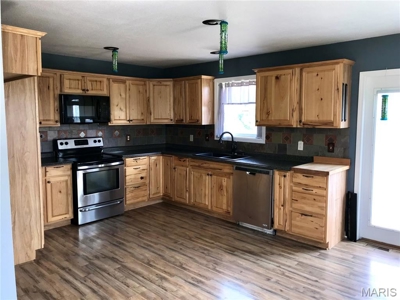 Acreage with Home for Sale in Crawford County, MO - image 7