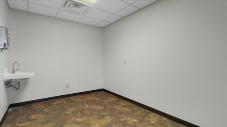 Prime Medical Office Space Connected to Ozarks Healthcare for sal - image 13