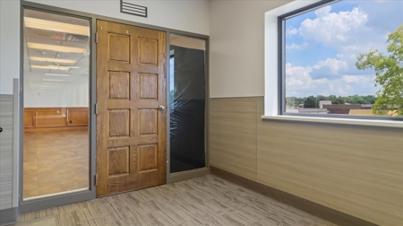 Prime Medical Office Space Connected to Ozarks Healthcare for sal - image 19