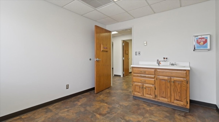 Prime Medical Office Space Connected to Ozarks Healthcare for sal - image 12