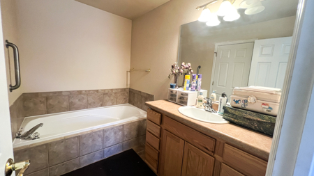 4 Bedroom Home with Double Suites in Fruita Colorado For Sale - image 20