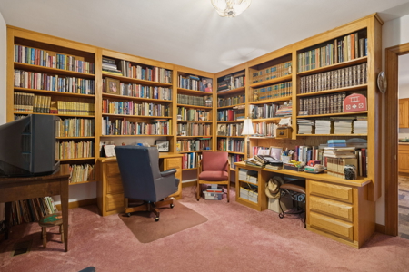 Middle TN Waterfront Legacy Estate - Private Beaches & Live Creek - image 25