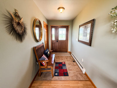 Peaceful Country Living 4 Miles from Lewistown – Post & Beam Home - image 9