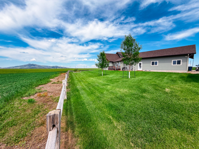 Peaceful Country Living 4 Miles from Lewistown – Post & Beam Home - image 49