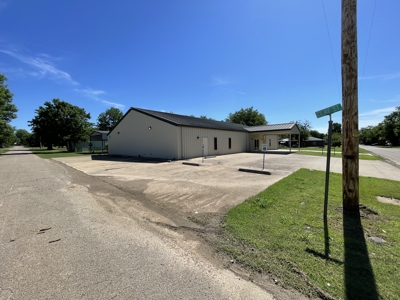 Commercial (Church of Christ) Building For Sale Soper OK - image 3