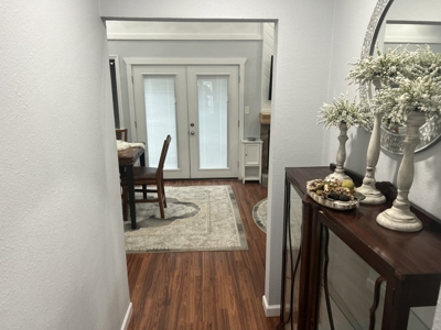 Weekend Retreat or Retirement Home Deluxe! - image 8