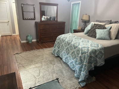 Weekend Retreat or Retirement Home Deluxe! - image 14