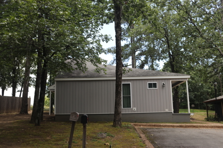 Weekend Retreat or Retirement Home Deluxe! - image 25