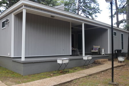 Weekend Retreat or Retirement Home Deluxe! - image 28