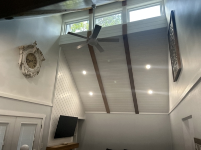 Weekend Retreat or Retirement Home Deluxe! - image 10