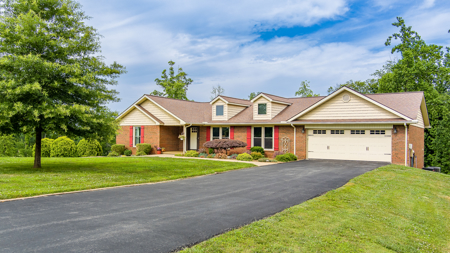 Online Only Absolute Auction 4 bed 3 bath Luxury Home - image 6