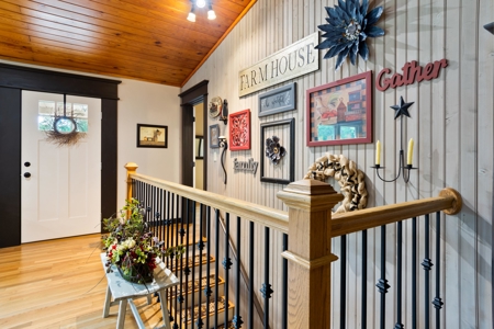 Online Only Absolute Auction 4 bed 3 bath Luxury Home - image 22