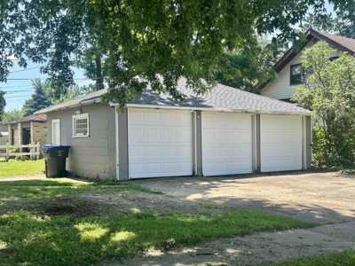 Home in the City of New London, WI For Sale - image 5