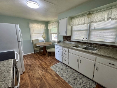 Home in the City of New London, WI For Sale - image 12
