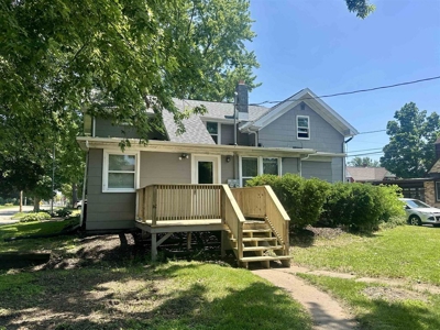 Home in the City of New London, WI For Sale - image 1