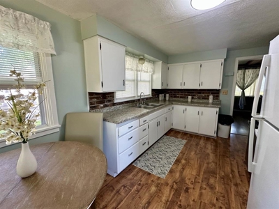 Home in the City of New London, WI For Sale - image 9