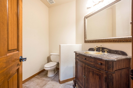 Custom-Built Home for Sale in Sonoma Ranch - Las Cruces, NM - image 30