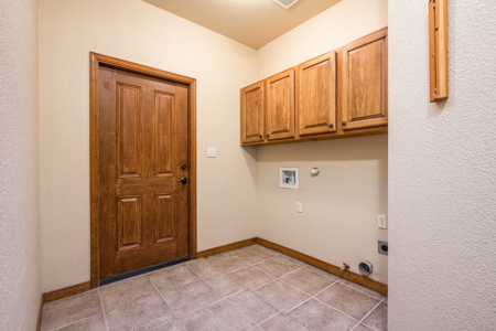 Custom-Built Home for Sale in Sonoma Ranch - Las Cruces, NM - image 31