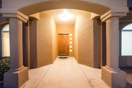 Custom-Built Home for Sale in Sonoma Ranch - Las Cruces, NM - image 8
