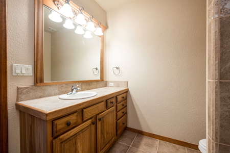 Custom-Built Home for Sale in Sonoma Ranch - Las Cruces, NM - image 34