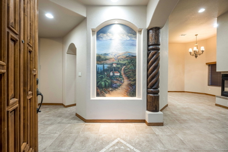 Custom-Built Home for Sale in Sonoma Ranch - Las Cruces, NM - image 9