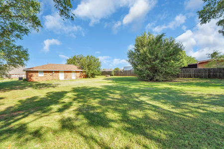 Duplex For Sale In Sayre, Oklahoma - image 20