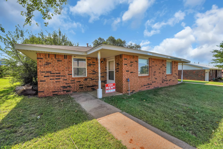 Duplex For Sale In Sayre, Oklahoma - image 18