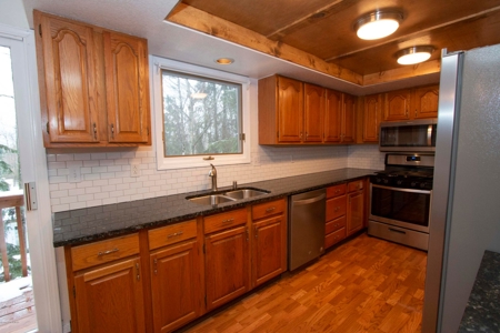 Beautiful Home for Sale in Eagle River, Alaska - image 7