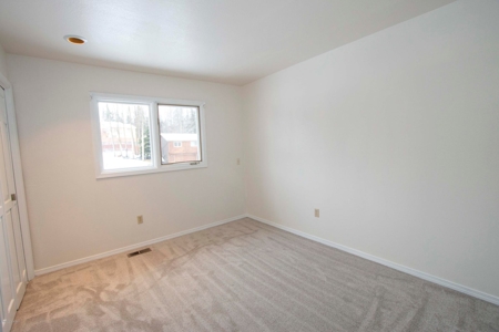 Beautiful Home for Sale in Eagle River, Alaska - image 12