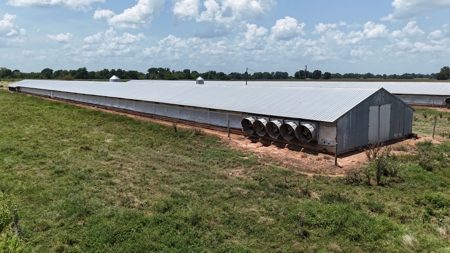 2 House Breeder Farm in Southwest Arkansas - image 5