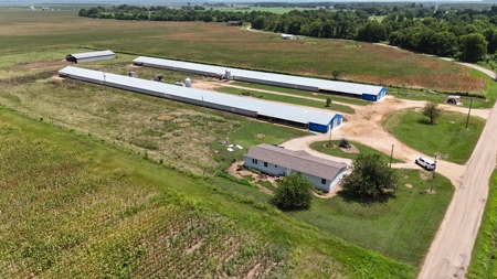 2 House Breeder Farm in Southwest Arkansas - image 8