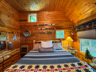 Lakeside Log Cabin Retreat in Lakeville, Maine - image 29