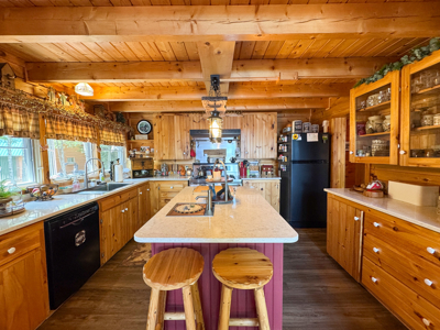 Lakeside Log Cabin Retreat in Lakeville, Maine - image 10